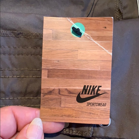 NWT Nike Beyond Bermuda Low-Rise Training Shorts - Picture 6 of 10